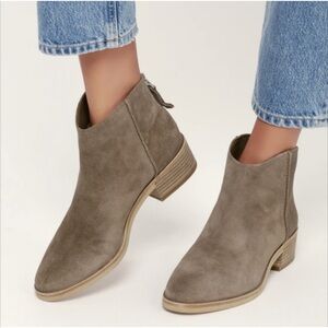 Dolce Vita Tucker Suede Ankle Boots Size 9.5 Tan